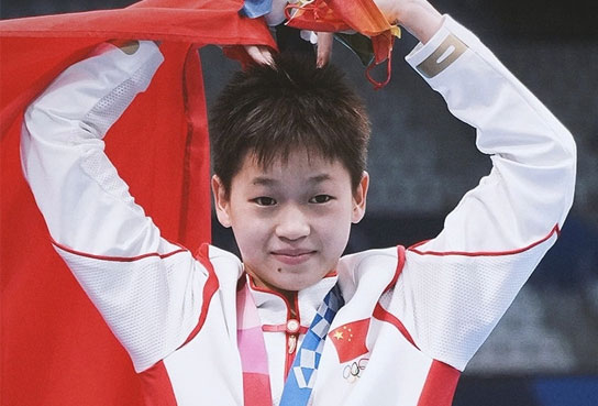 巴黎奧運會搶金如火如荼，河南賽諾威恭喜全紅嬋10米跳水衛(wèi)冕冠軍！清理游泳池污水可以選擇賽諾威聚丙烯酰胺！